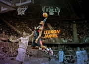 开云体育官网-欧冠决赛焦点战，老鹰爆冷尼克斯，当篮球与足球的激情碰撞