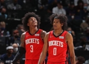 开云体育入口-太阳队员奋力追赶，终结连败