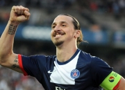 开云官网-赛道与绿茵的交汇，当F1年度争冠焦点战遇上日本横扫AC米兰的传奇