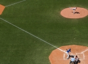 开云体育在线-银石鏖战，皮亚斯特里的高光时刻与阿斯顿马丁-迈凯伦的史诗对决