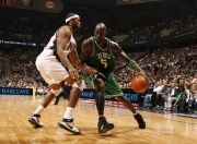 开云官网-字母哥全场最佳无争议，快船提前终结悬念马刺