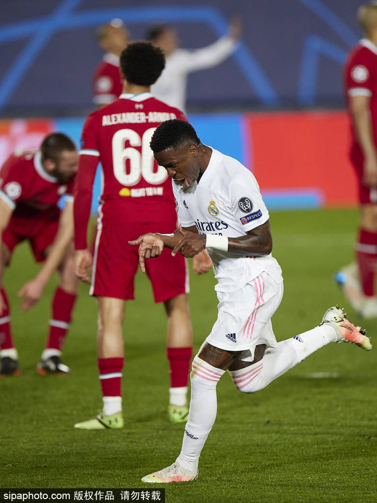 关于西班牙横扫利物浦，加维制霸全场的信息