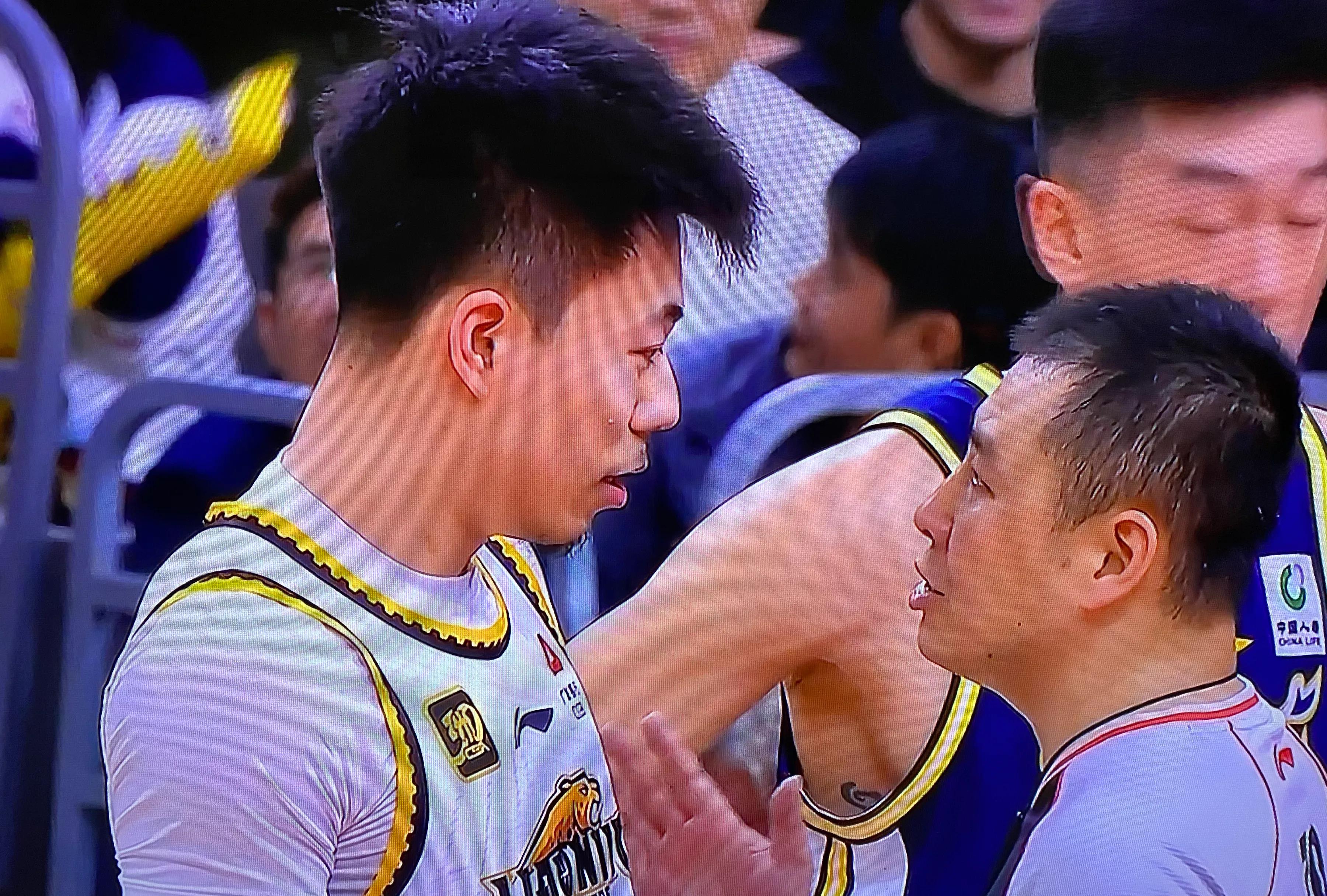 关于山西队轻取76人，张镇麟扛起全队的信息