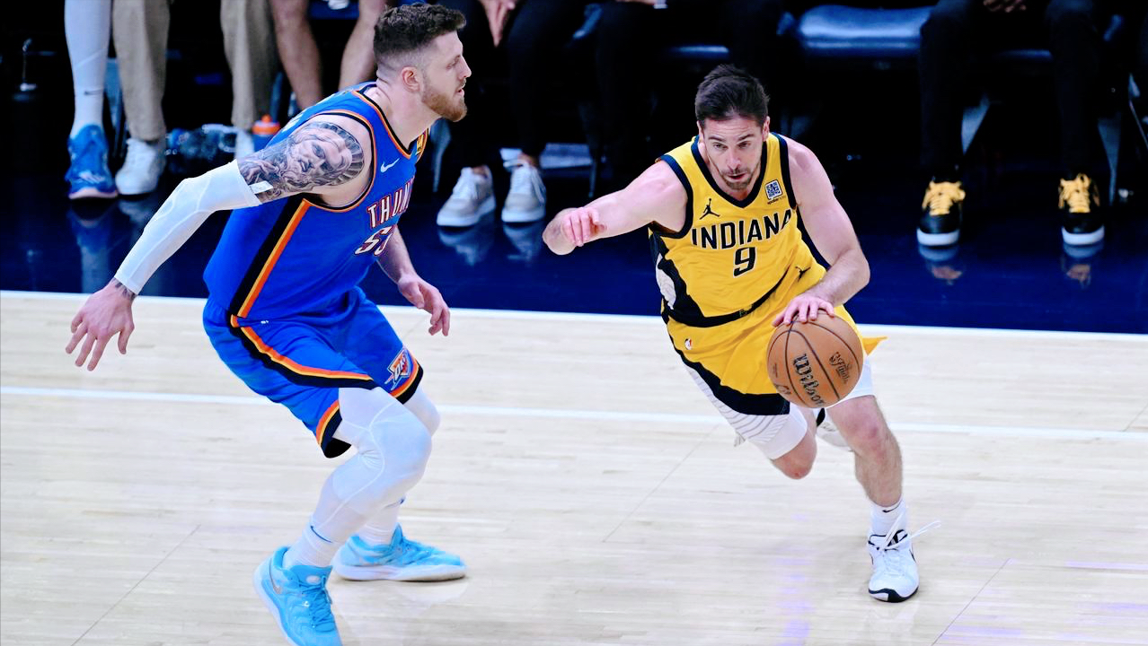 爵士险胜猛龙，布克带队取胜