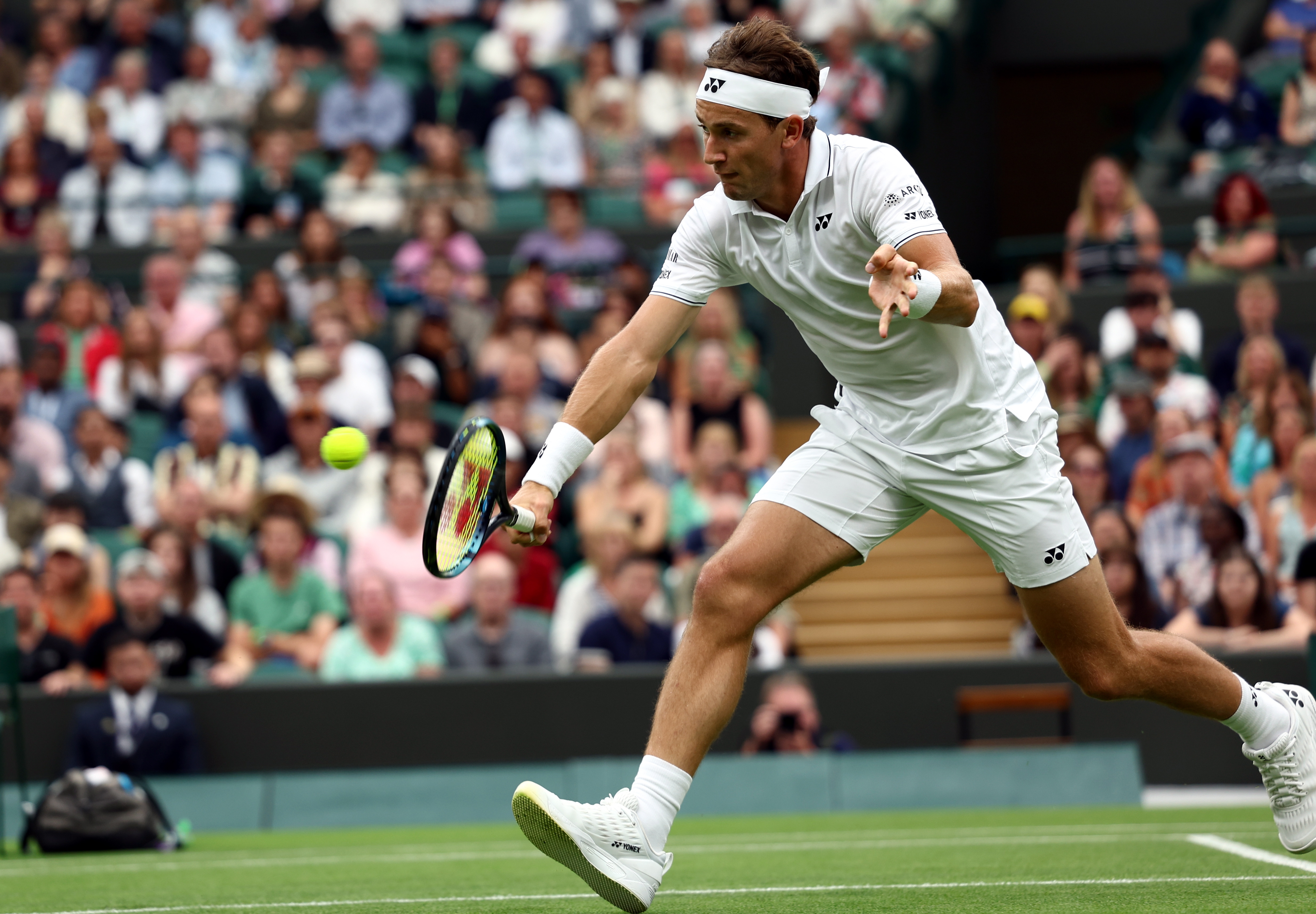 澳网横扫年终总决赛，鲁德点燃赛场