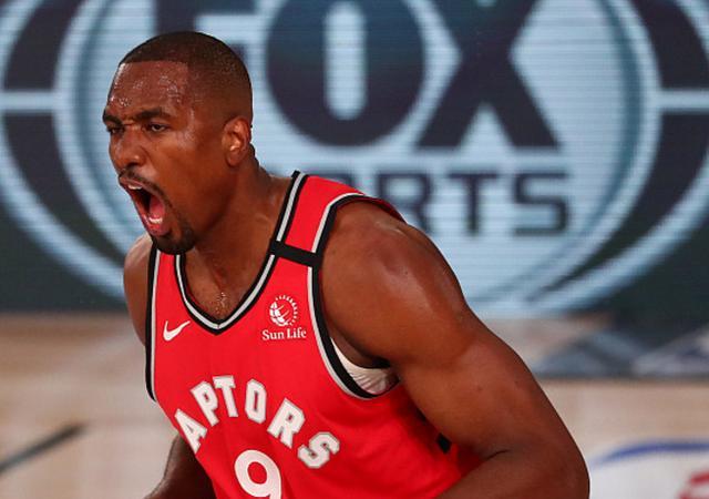 关于卫冕冠军三连胜,全球篮球界震动的信息 关于卫冕冠军三连胜,全球篮球界震动的信息