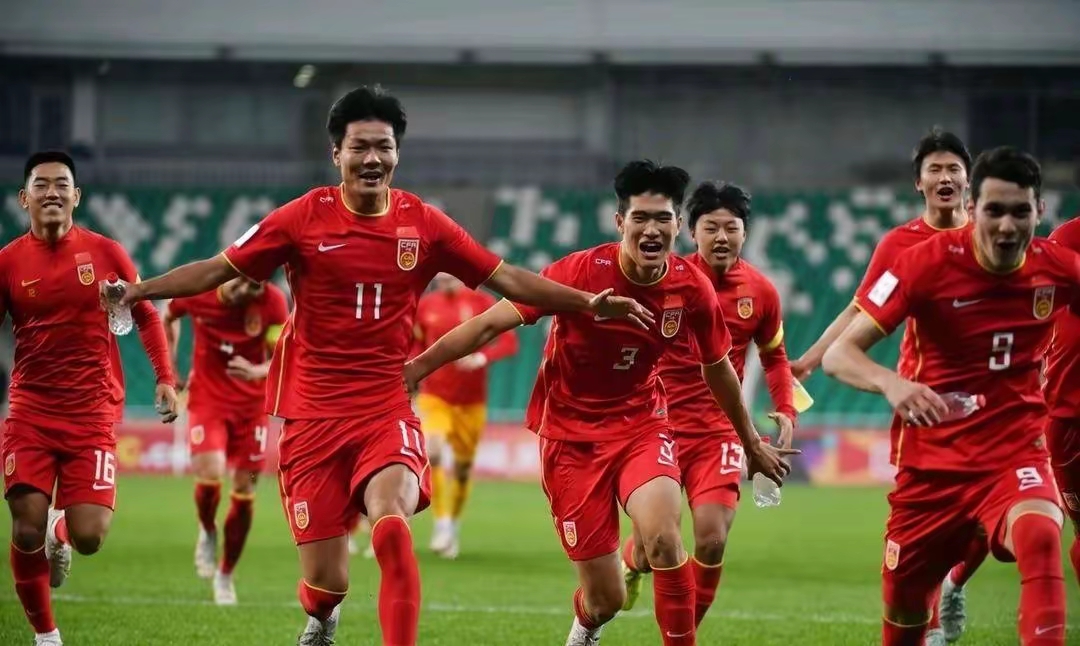 亚洲足坛热议：中国队势如破竹的简单介绍