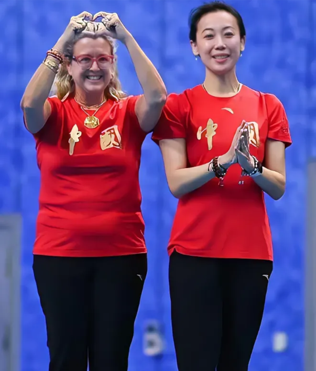 关于巴黎击剑女将表现出色，高居领先的信息