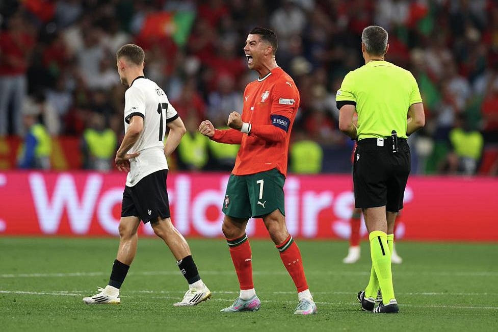 欧国联比赛球队整队出征，备战状态达到顶点的简单介绍