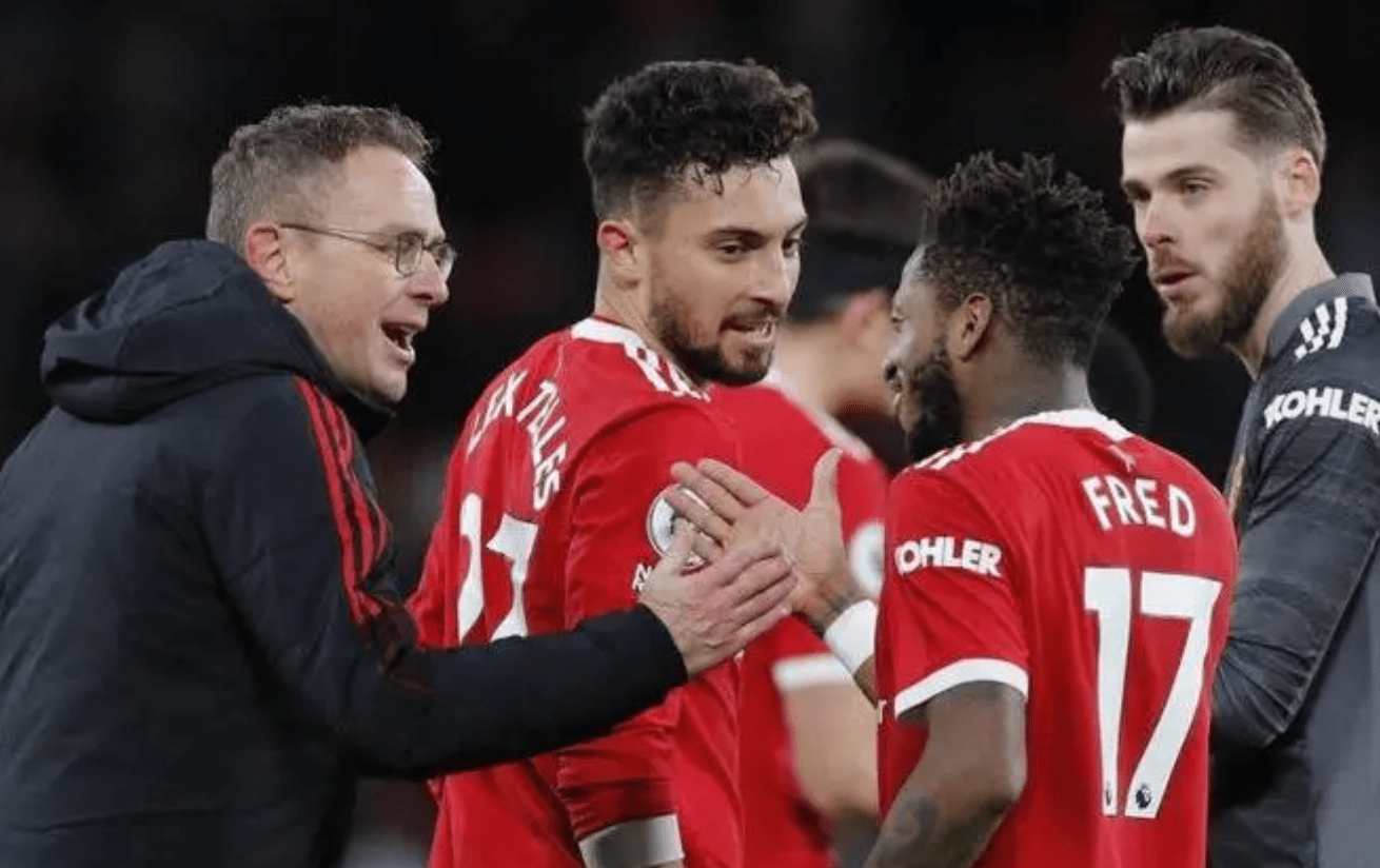 传奇教练指导助战绩扬眉吐气的简单介绍