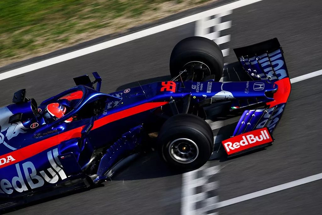 法拉利险胜红牛二队，阿隆索刷新纪录