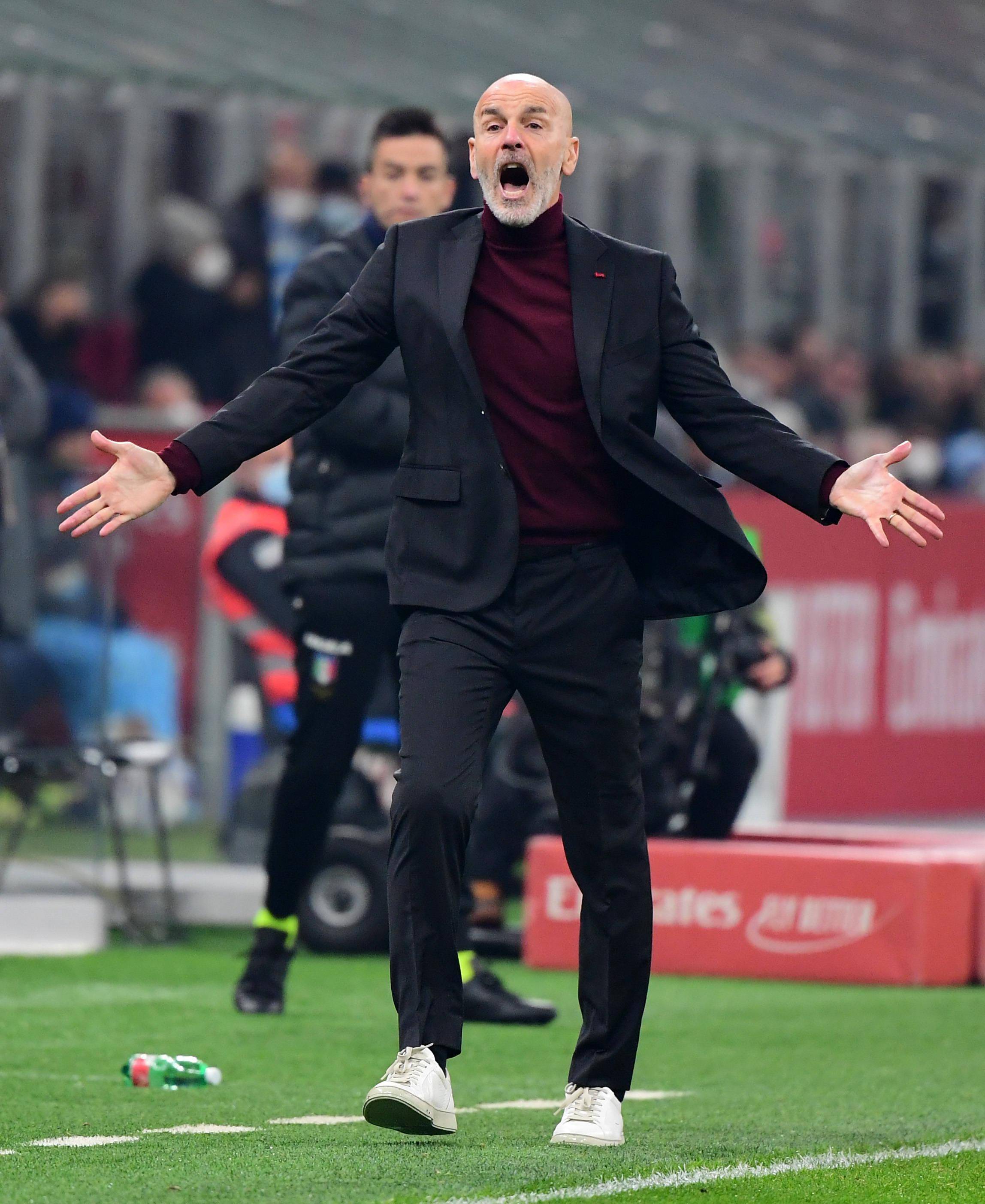 AC米兰球员拉比奇因伤退出下一场比赛名单的简单介绍