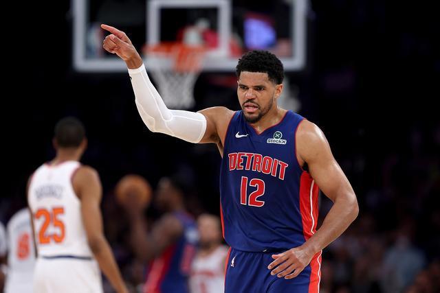 美国男篮绝杀热火B队,哈里斯高光表现 美国男篮绝杀热火B队,哈里斯高光表现