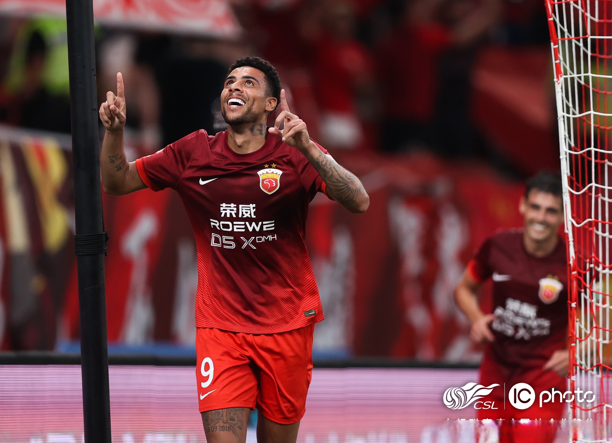 关于基辅迪纳摩小胜,实现主场保卫战成功的信息 关于基辅迪纳摩小胜,实现主场保卫战成功的信息