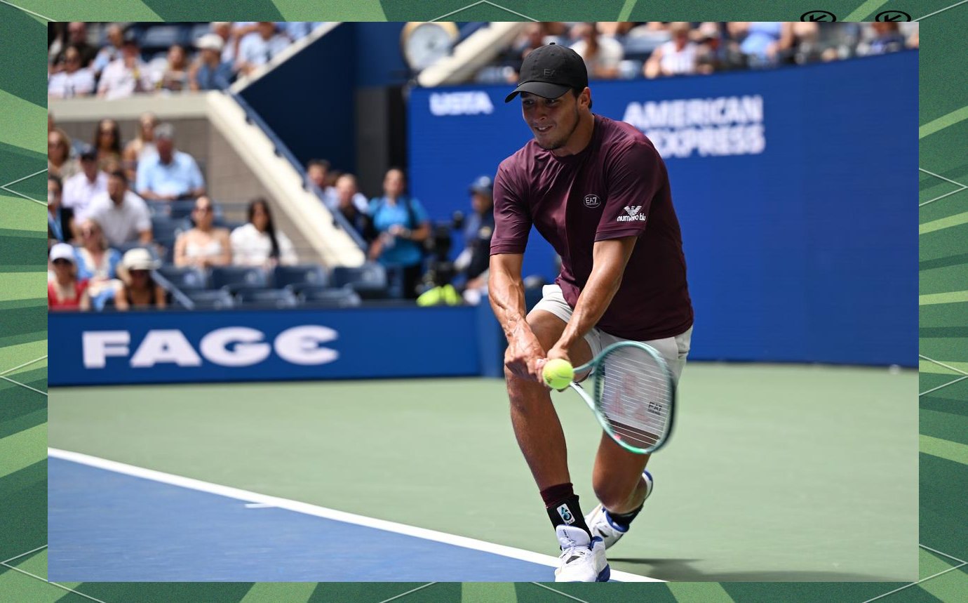 包含世界网球队横扫德国网球队，阿尔卡拉斯绝境逆转的词条