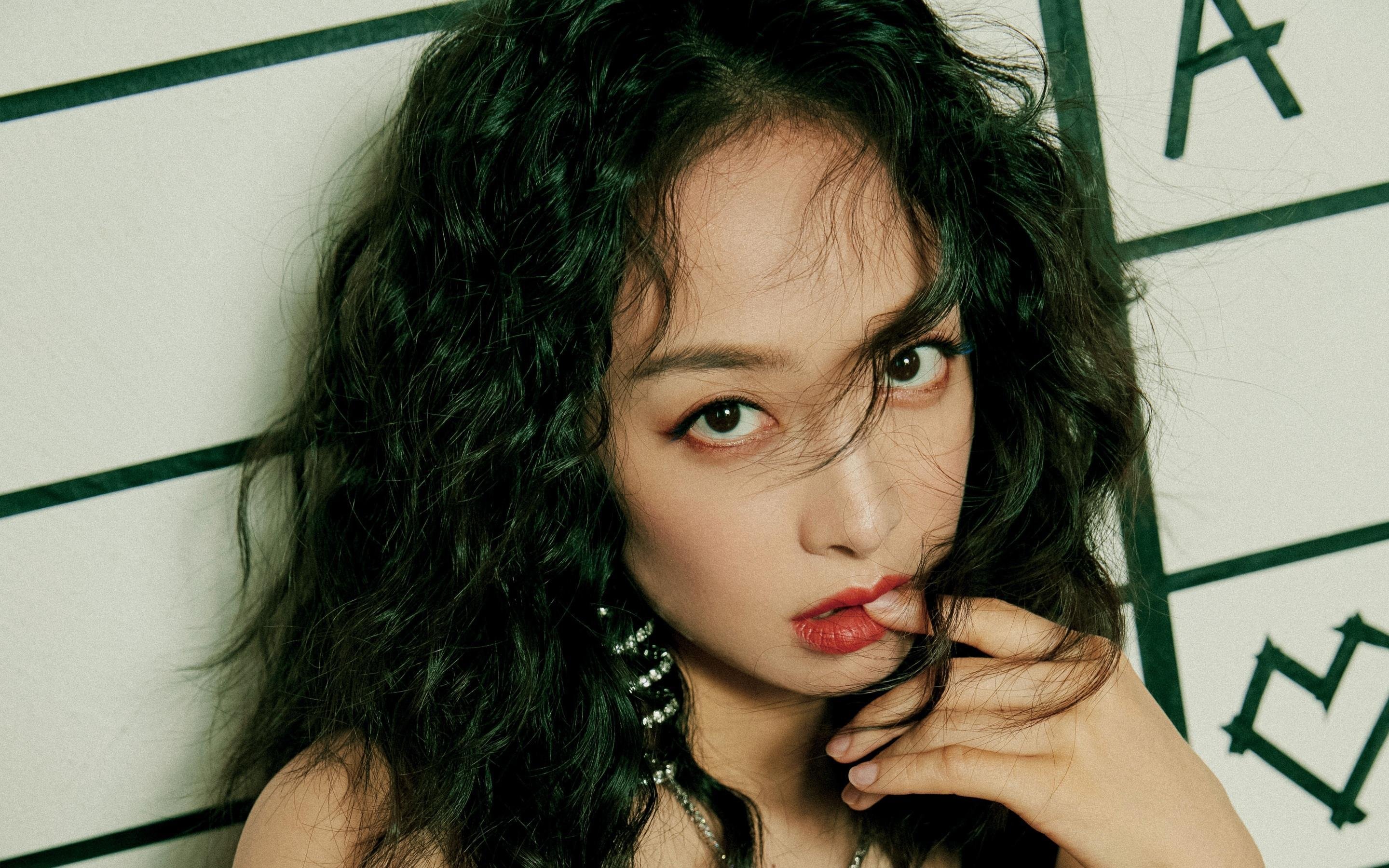 米切尔末节狂飙19分,76人主场遭太阳逆转,新星主宰比赛走向