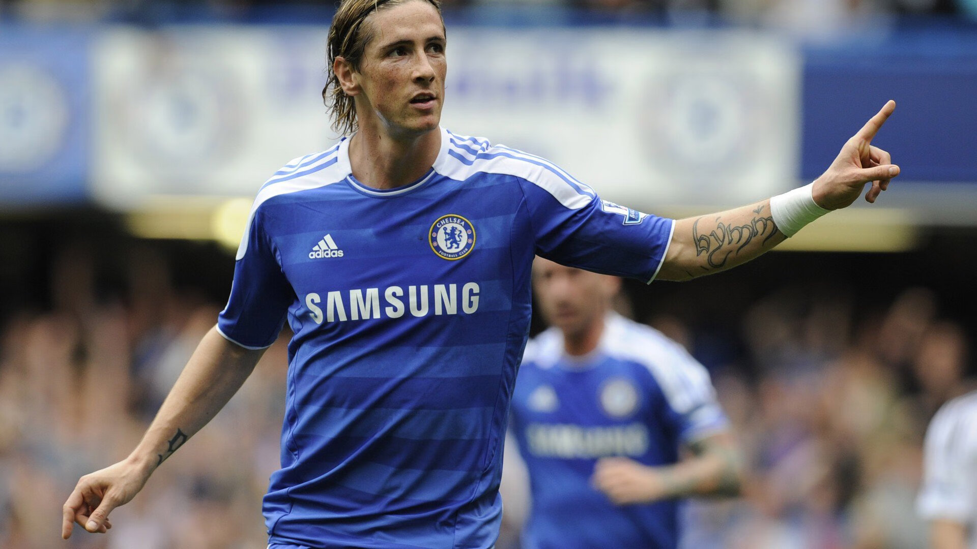 当足球撞上赛车，范戴克在F1赛道的几内亚式终结，一场跨界争冠的隐喻